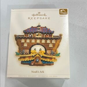 NIB Hallmark Keepsake Noah's Ark Ornament with Blue and Gold Accents